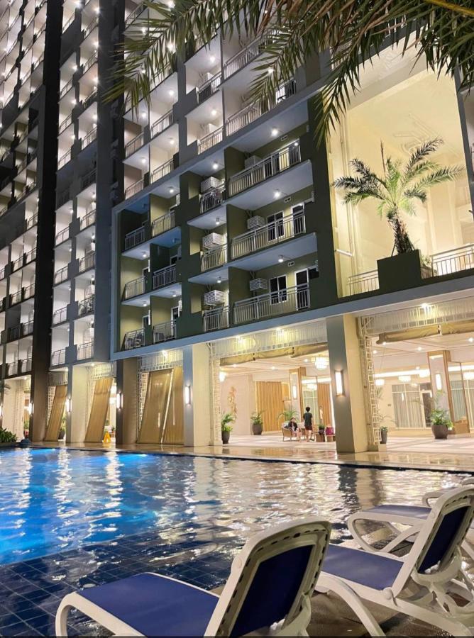 The Celandine By Dmci Homes Caloocan Exteriér fotografie