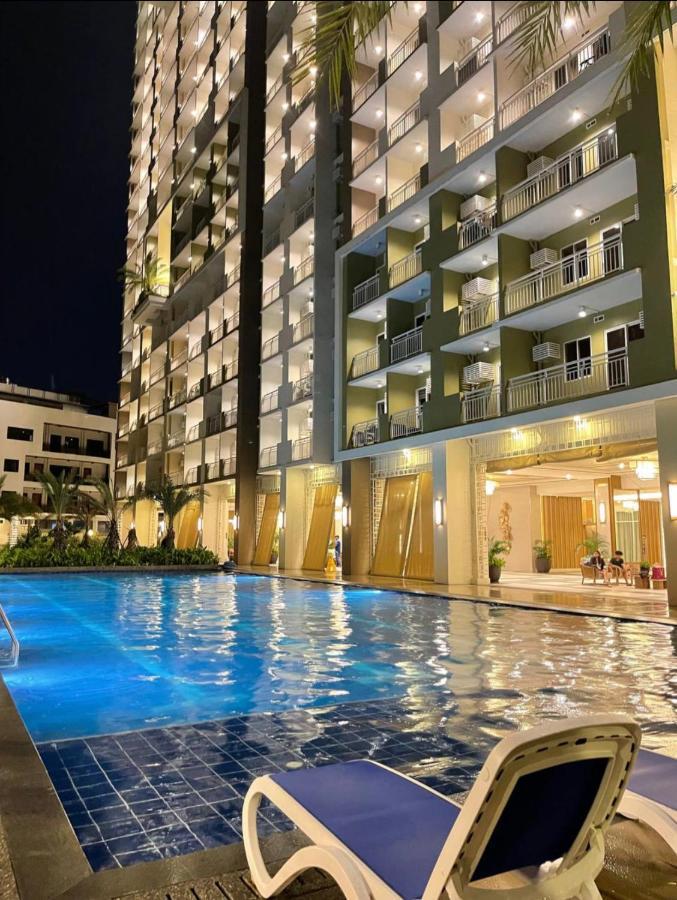 The Celandine By Dmci Homes Caloocan Exteriér fotografie